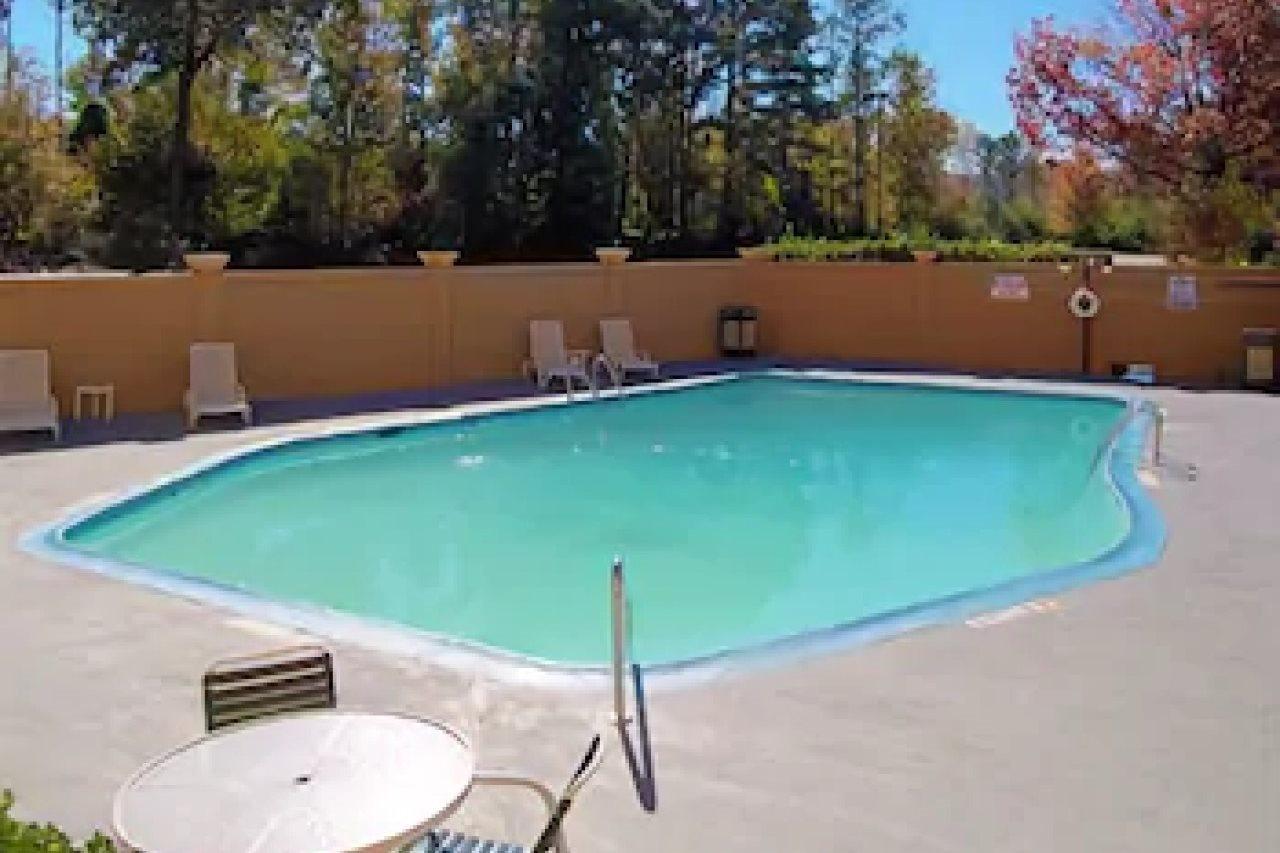 Knights Inn Six Flags Lodge West Екстер'єр фото