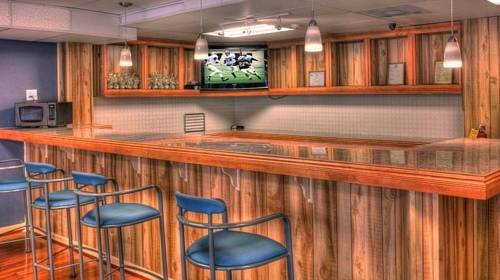 Knights Inn Six Flags Lodge West Екстер'єр фото
