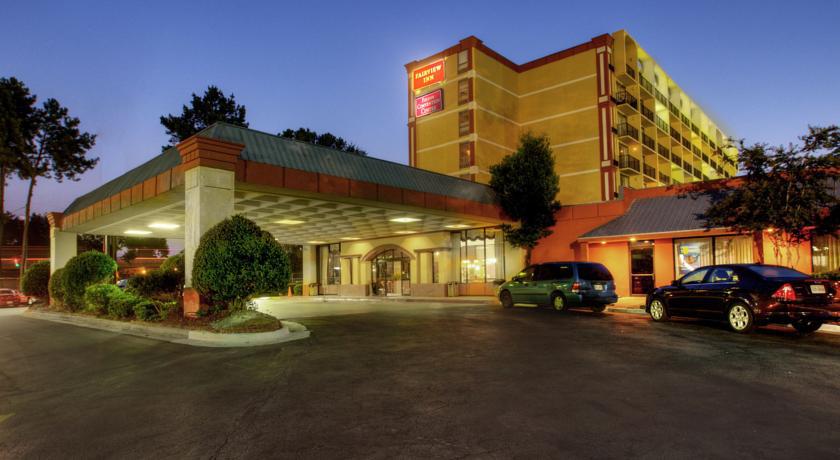 Knights Inn Six Flags Lodge West Екстер'єр фото